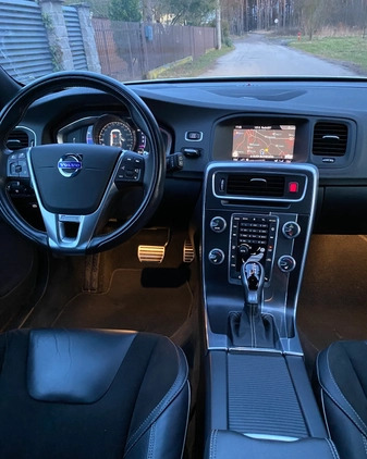 Volvo V60 cena 103300 przebieg: 67450, rok produkcji 2017 z Nowogród Bobrzański małe 781